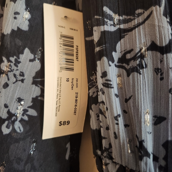 Brand new spring dress - Picture 5 of 6